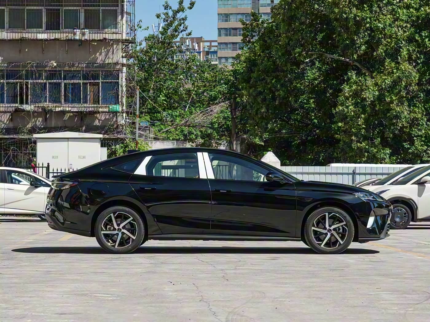 BYD- Seal 07 DM-i 2025 Elegant Edition