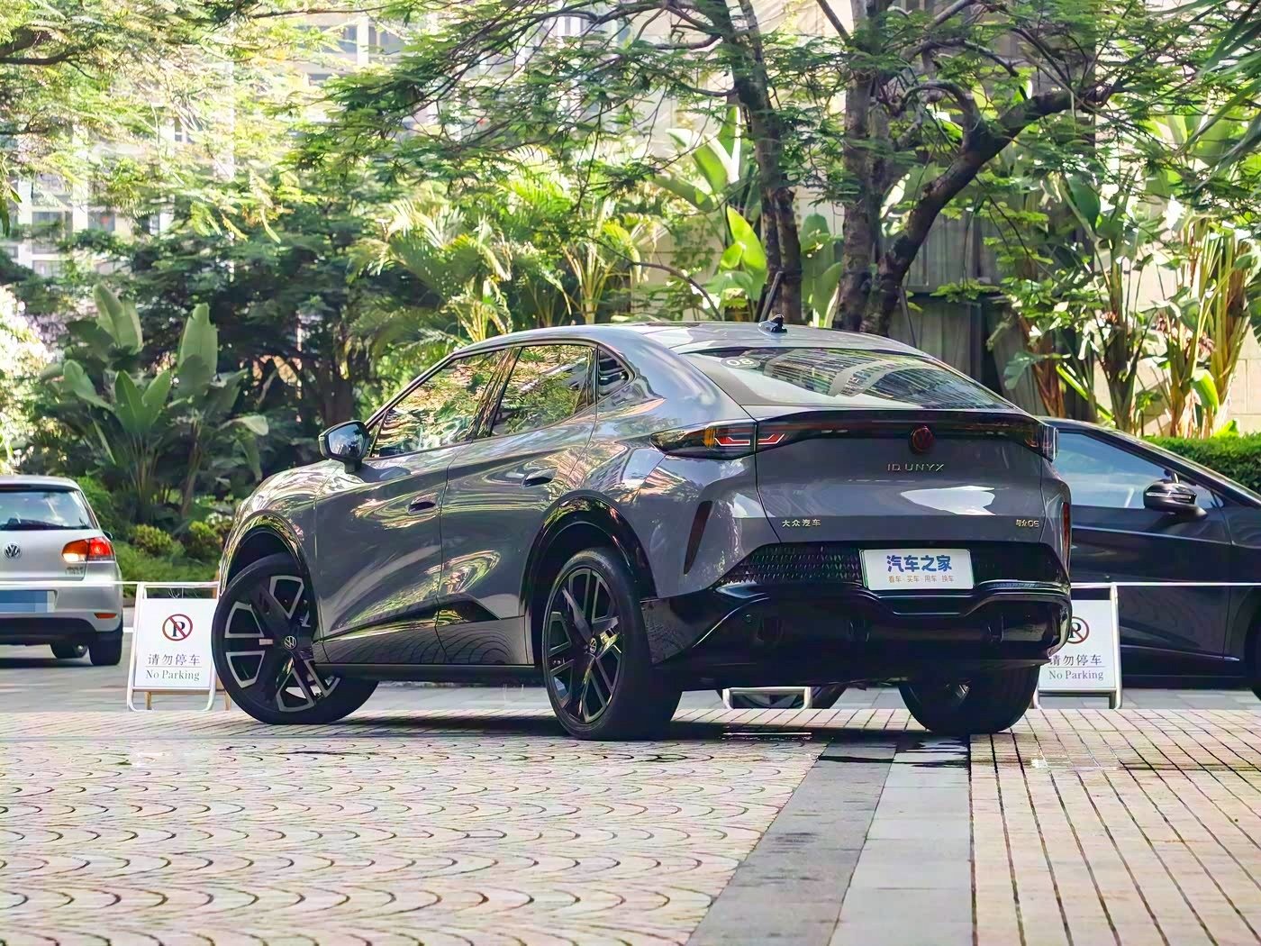 2025 Volkswagen ID.UNYX 06